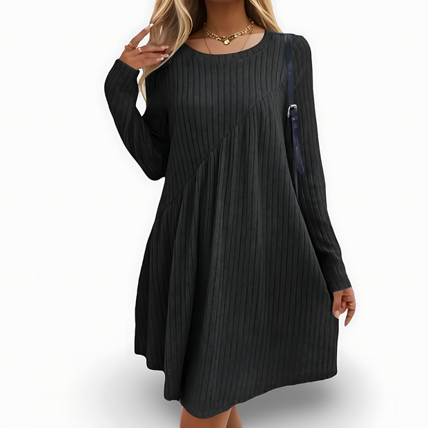 Britt - Knitted Long-Sleeve Dress