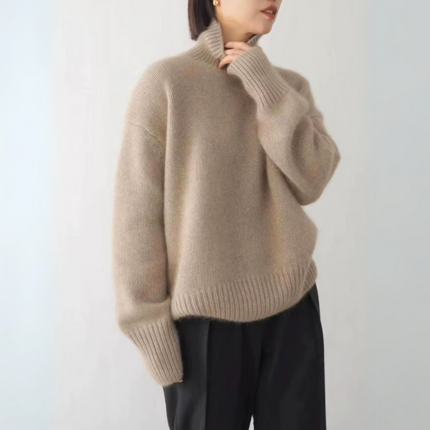 Iga - Luxury Cashmere Turtleneck Sweater