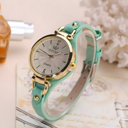 Sonia - Elegant Vintage Gold Watch with Timeless Charm