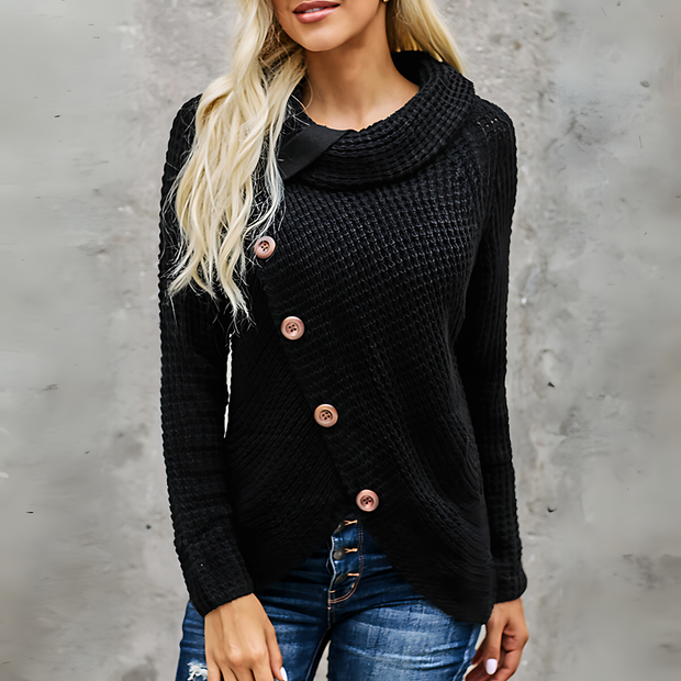 Amira – Elegant Turtleneck Sweater