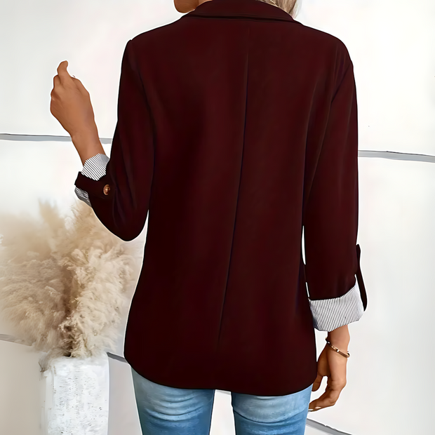 Beatrice – Elegant Button-Front Blazer