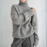 Iga - Luxury Cashmere Turtleneck Sweater