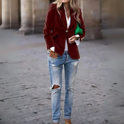 Sienna – Elegant Velvet Blazer