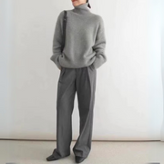 Iga - Luxury Cashmere Turtleneck Sweater