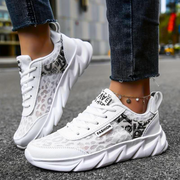 Lola - Comfortable and Trendy Women's Sneakers