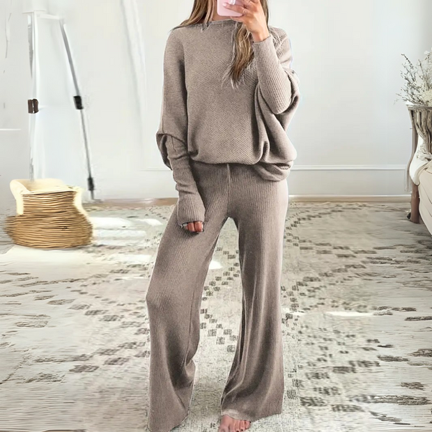 Ana - Elegant Knitted Jumper & Trouser Set