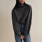 Claire - Elegant Turtleneck Sweater